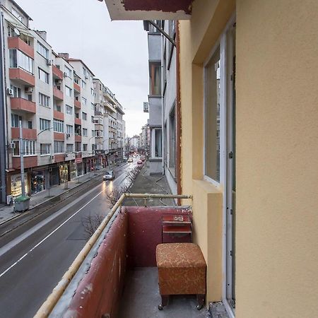 Elegant 2Bdr Apartment With A Balcony Sofia Eksteriør bilde